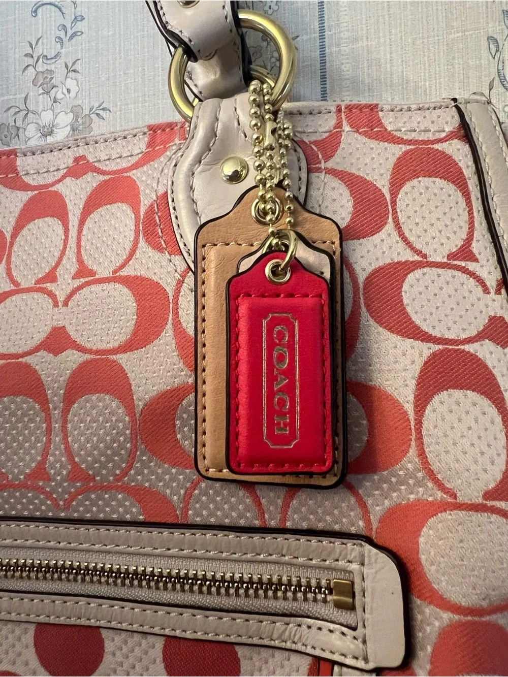 Coach Poppy Signature C Dot Hallie Tote